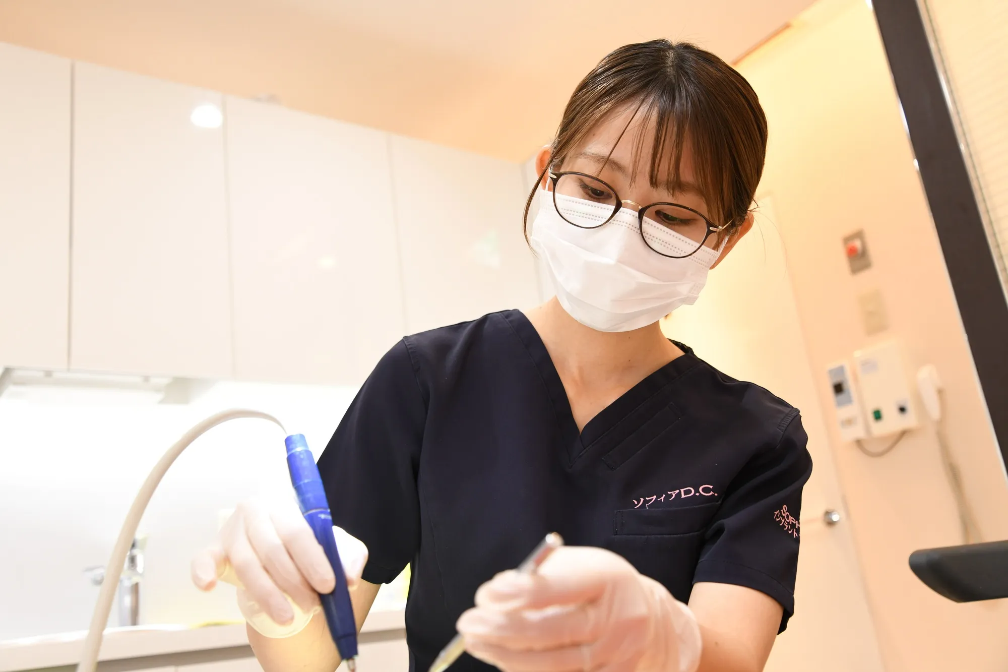 麻酔を使用した歯石除去のイメージ